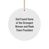 Funny President Gifts from Men to President, Circle Ornament Quotes for Christmas Unique Gifts - Image 1